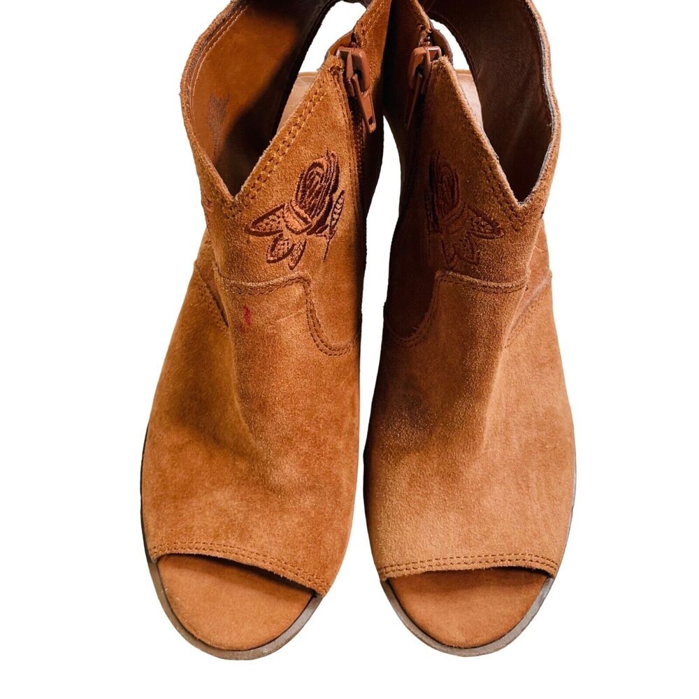LUCKY BRAND Listana Brown Suede Open Toe Sandal Boot Size 8 - Picture 2 of 9
